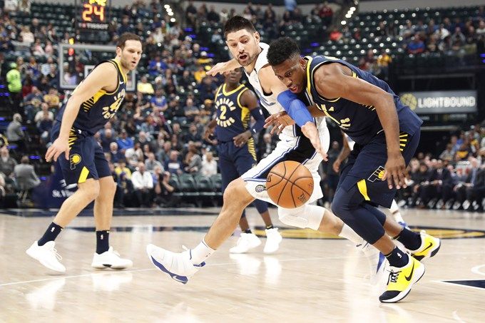 人事变动 人事变动