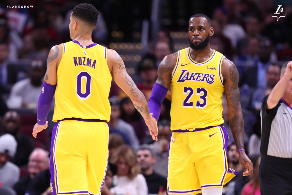 更是对球员 更是对球员