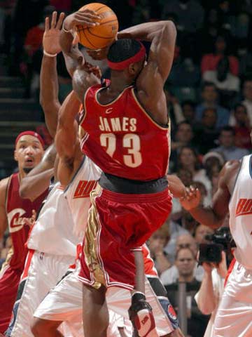 东风位领先 东风位领先